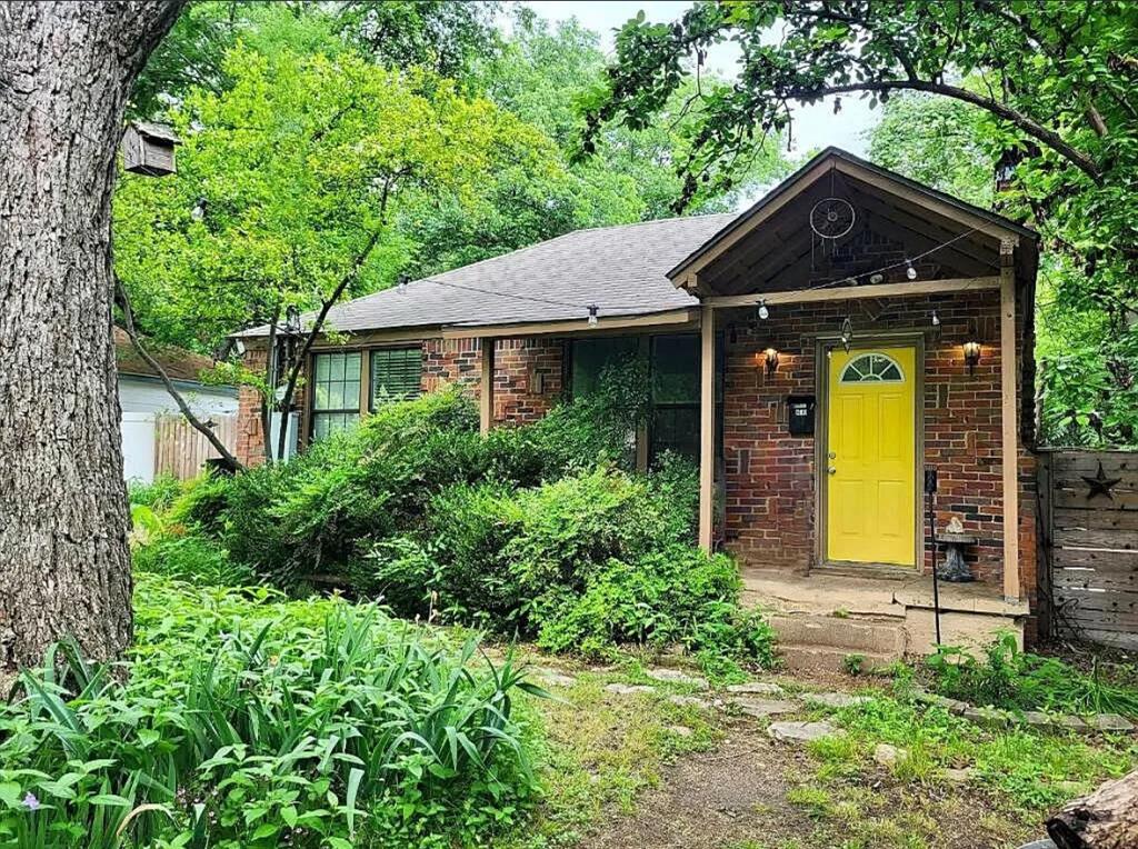 Lakeland Terrace - Residential Lease