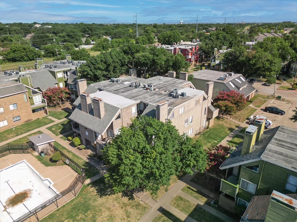 Richland Trace Condos - Residential