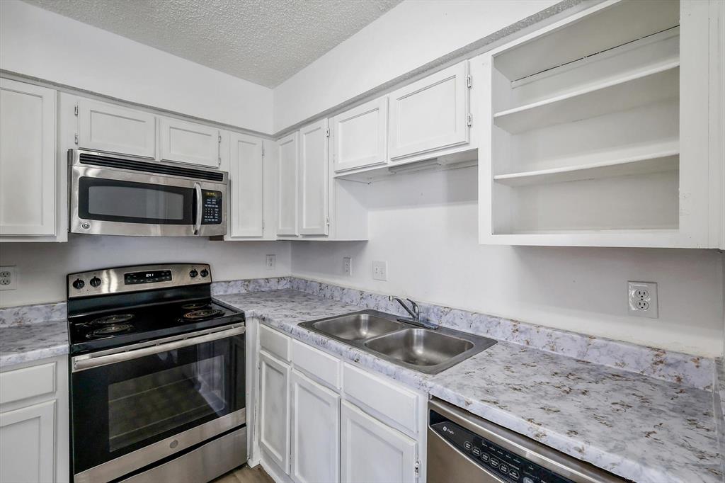 Richland Trace Condos - Residential