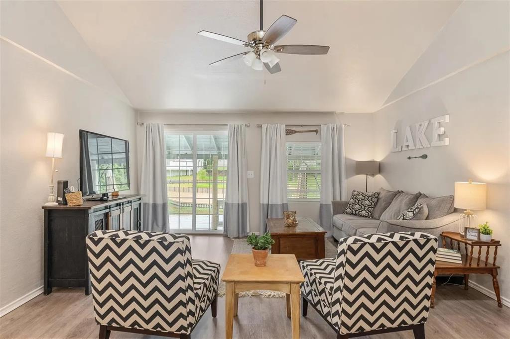 Paradise Bay - Residential