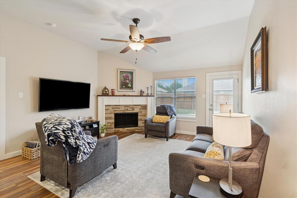 Northpointe Ph IV A - Residential Lease