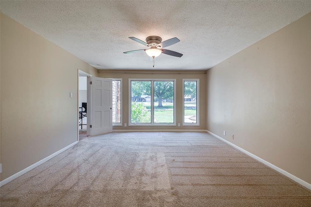 Granbury, Texas 76048, United States, 5 Bedrooms Bedrooms, ,4 BathroomsBathrooms,Residential,Active,155427