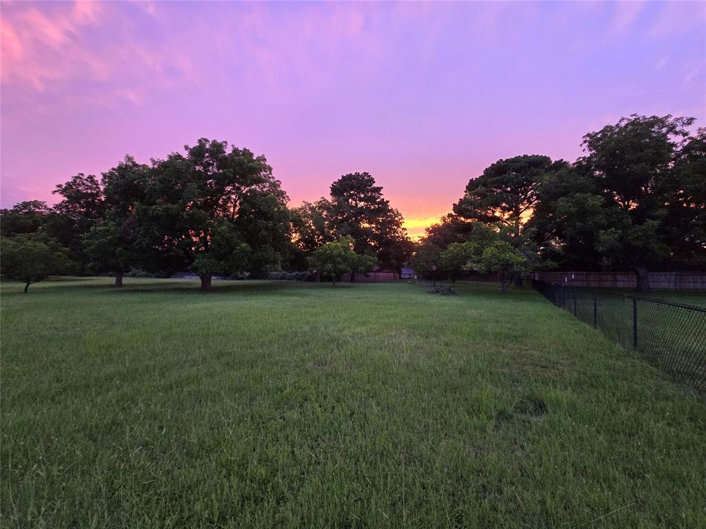 Granbury, Texas 76048, United States, 5 Bedrooms Bedrooms, ,4 BathroomsBathrooms,Residential,Active,155427