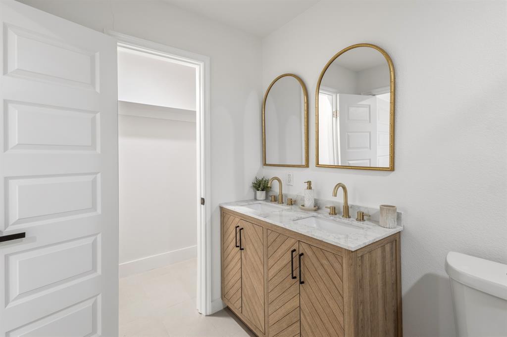 Valwood Park 06 - Residential