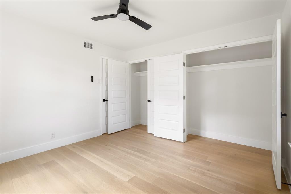 Valwood Park 06 - Residential