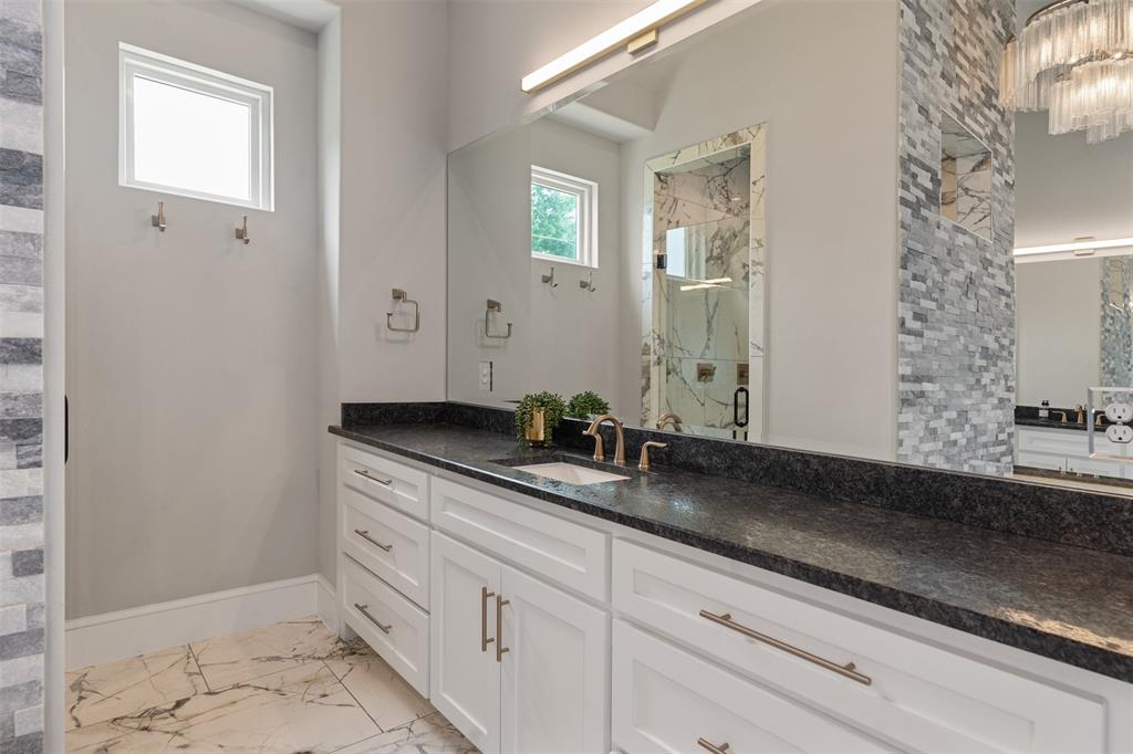 Cedarview Estate - Residential