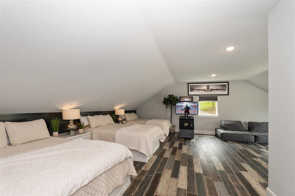 Cedarview Estate - Residential