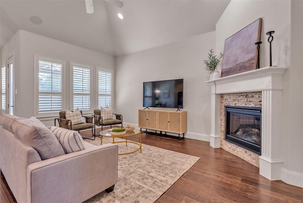 2908 Esplanade Boulevard 2908