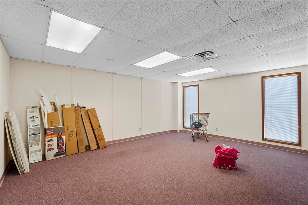 Mineral Heights Sub - Commercial Lease