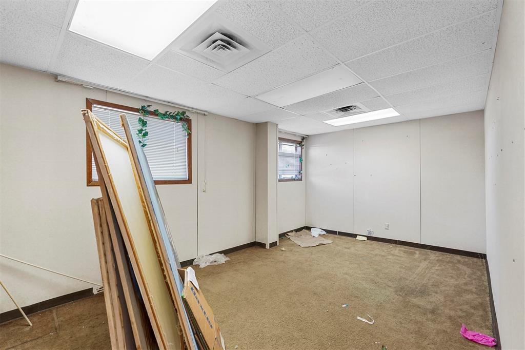 Mineral Heights Sub - Commercial Lease