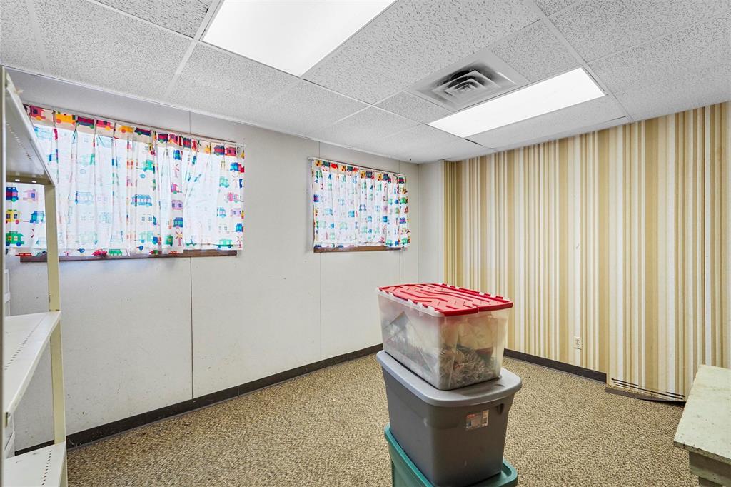 Mineral Heights Sub - Commercial Lease