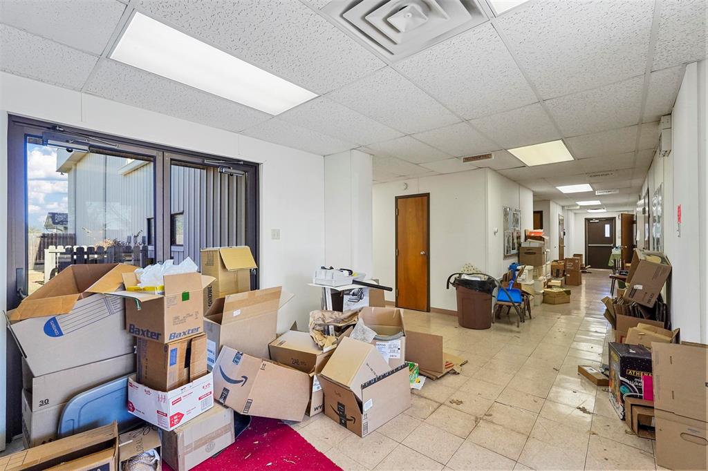 Mineral Heights Sub - Commercial Lease