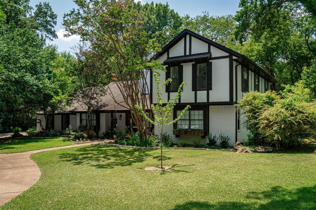 871 Timberwood Lane