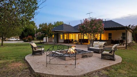 A home in Van Alstyne