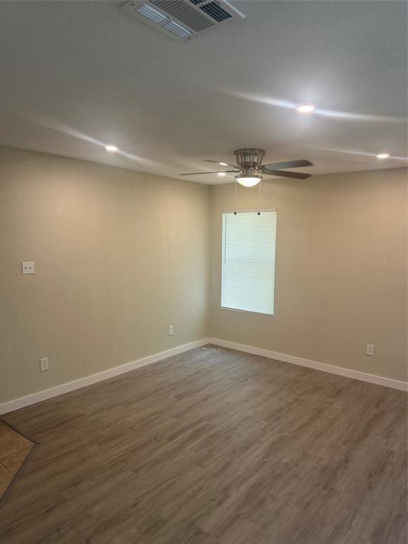 Spring Oaks 04 - Residential Lease