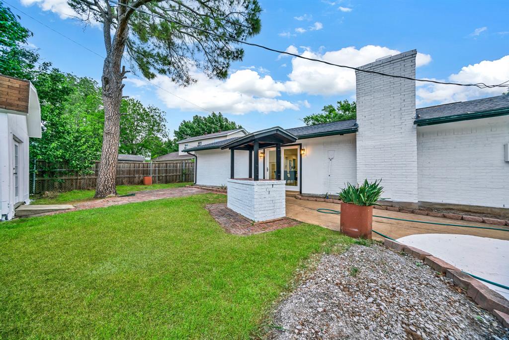 Bell Manor - Residential