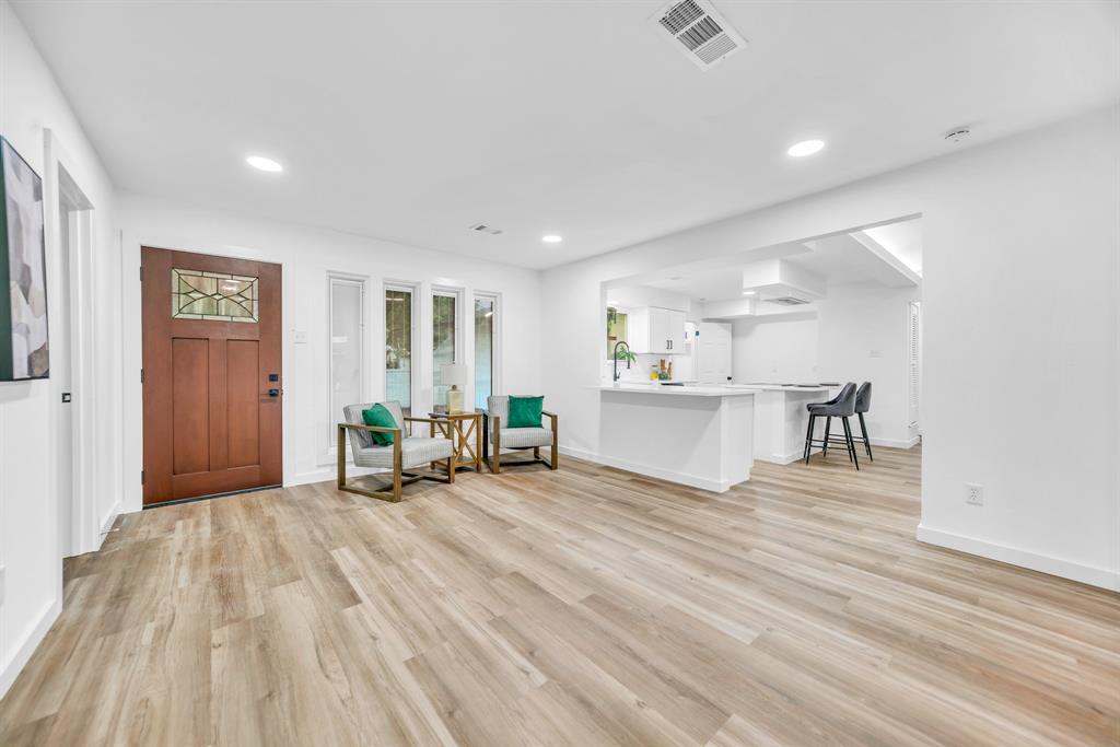 Bell Manor - Residential