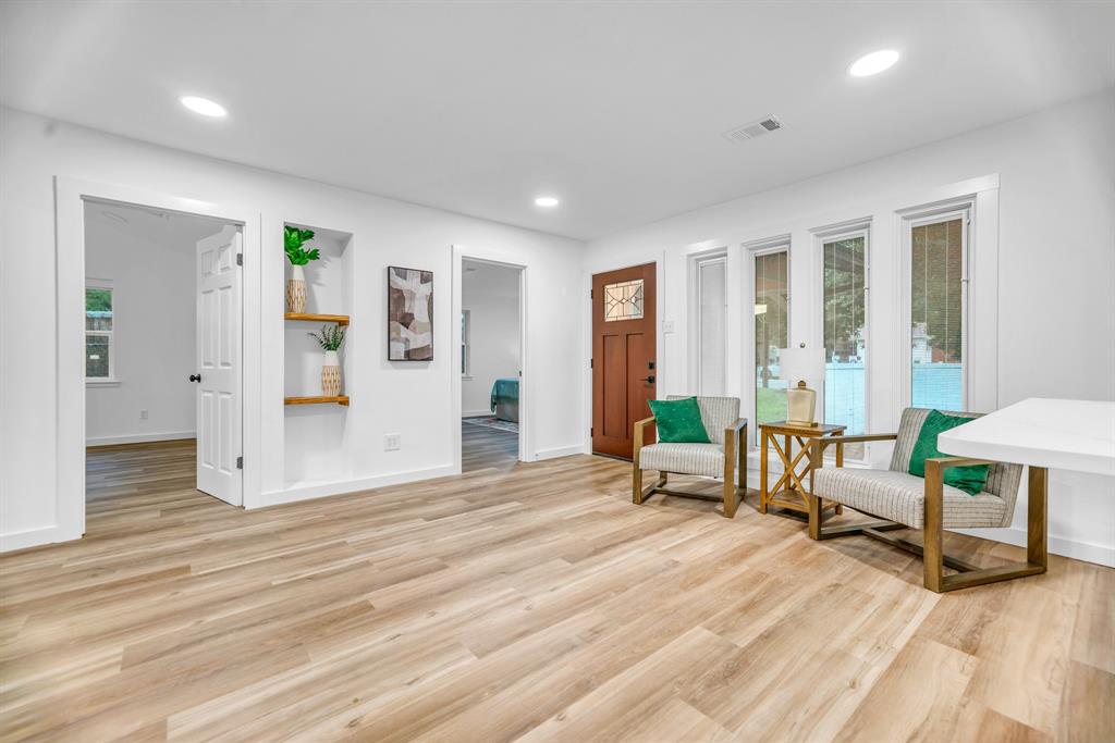 Bell Manor - Residential