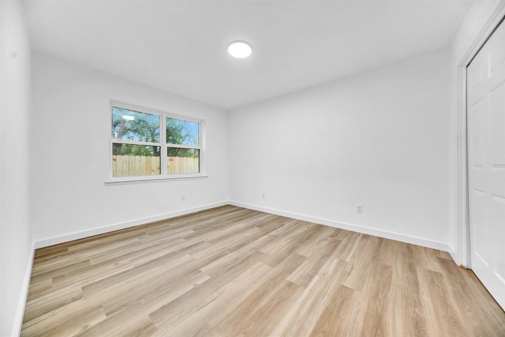Bell Manor - Residential