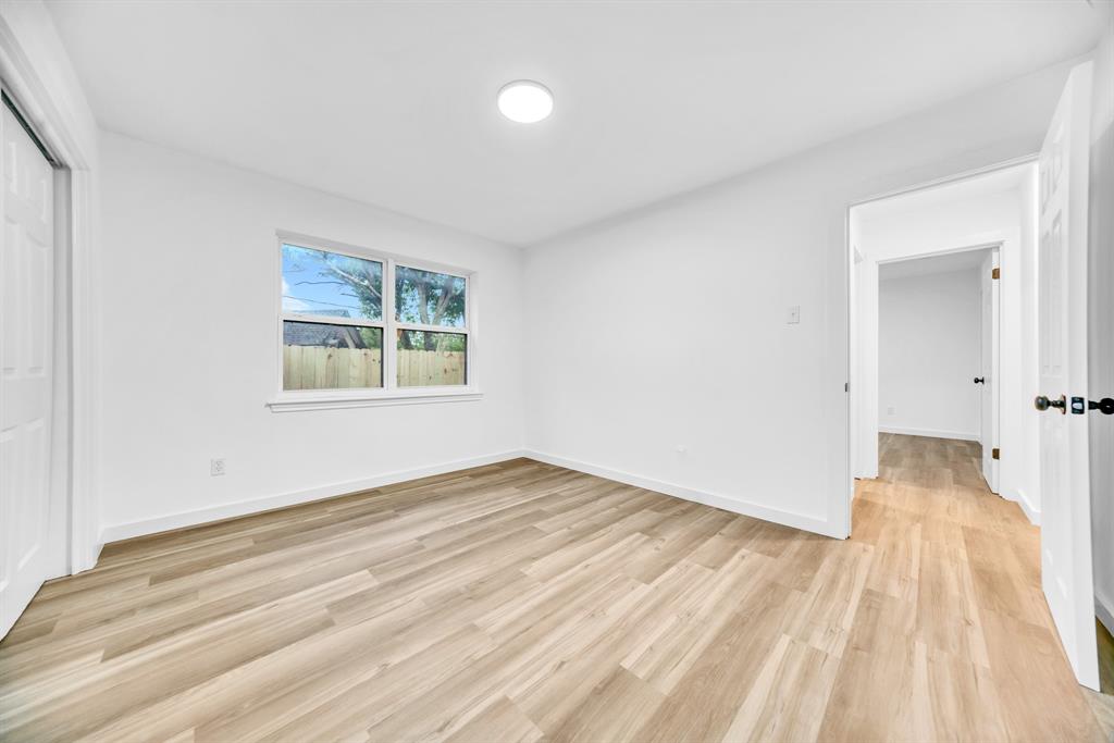 Bell Manor - Residential