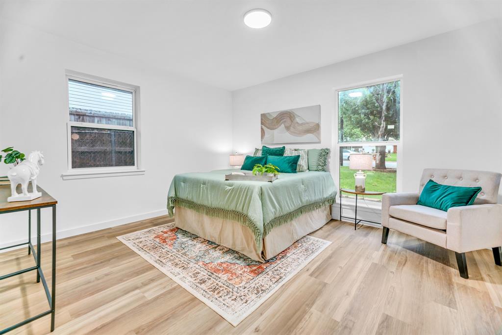 Bell Manor - Residential