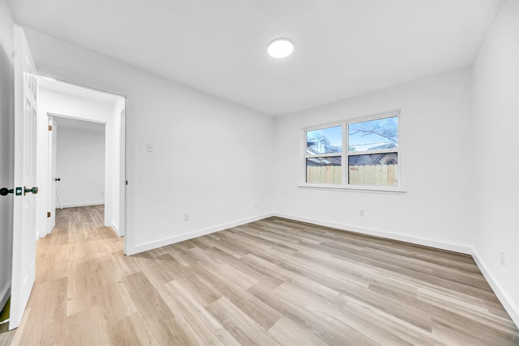 Bell Manor - Residential