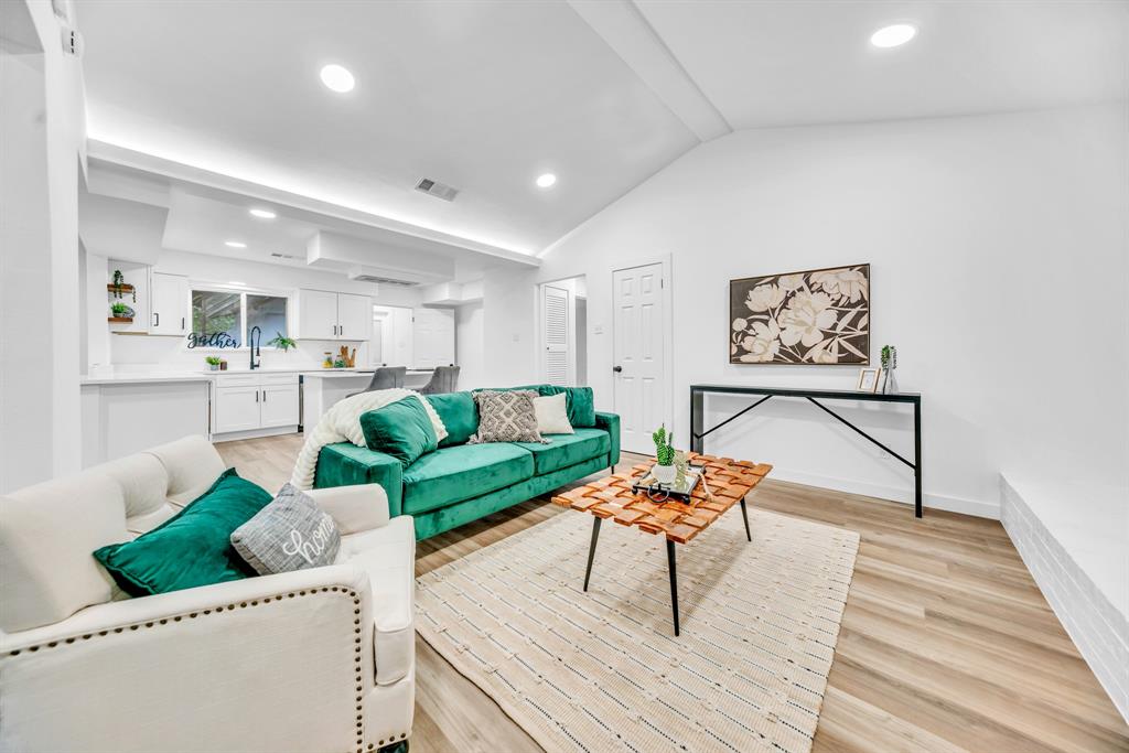 Bell Manor - Residential