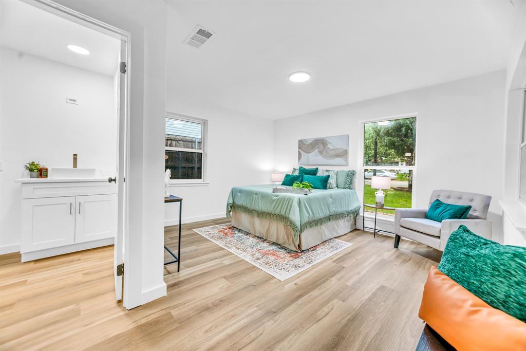 Bell Manor - Residential
