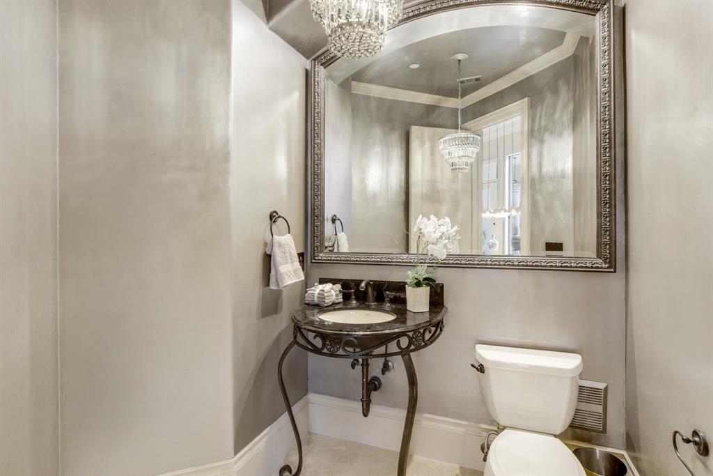 Starwood Ph Four Village 16 - Residential