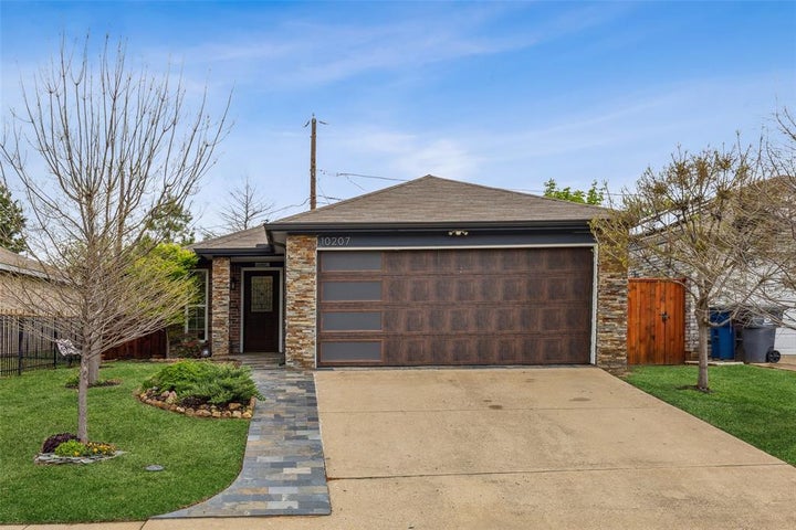 Photo 1 of 28 — 10207 Shelburne Drive, Dallas, TX 75227
