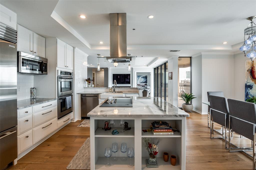 5909 Luther Lane 1601