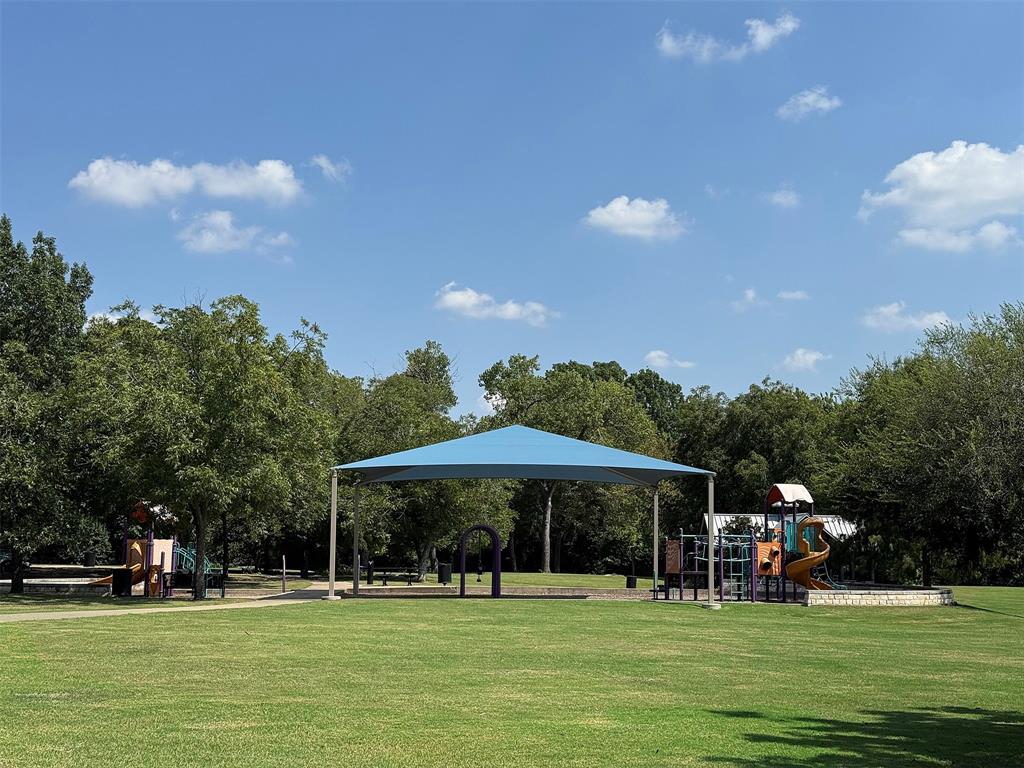 Allenwood Estates Third Instl - Residential