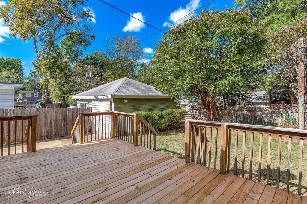 Currie Acreage - Residential