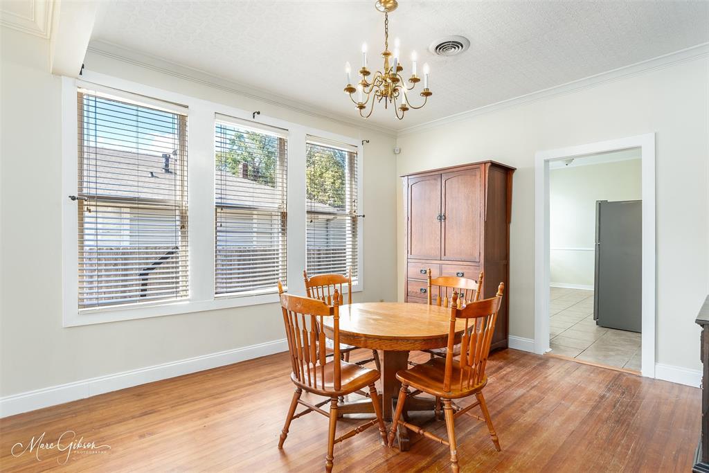 Currie Acreage - Residential