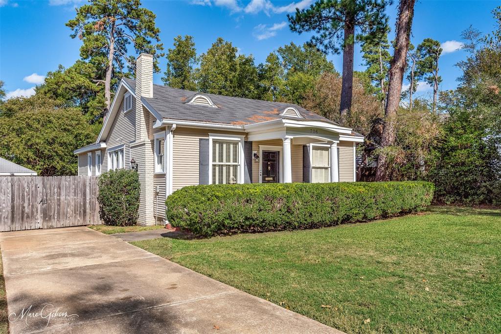 Currie Acreage - Residential