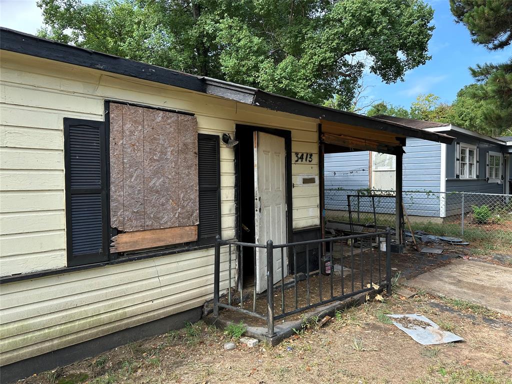 3413 Pleasant Drive