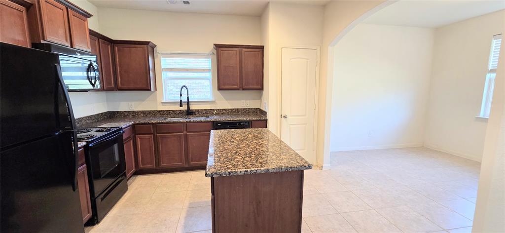 Oak Hollow Estates Ph 6 - Residential Lease