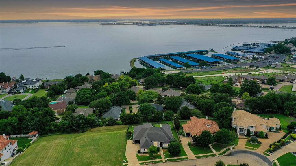 2412 Versailles Drive