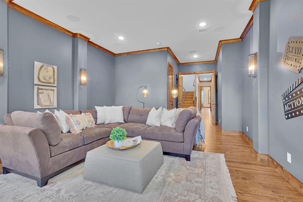 Hollyn Three Add - Residential