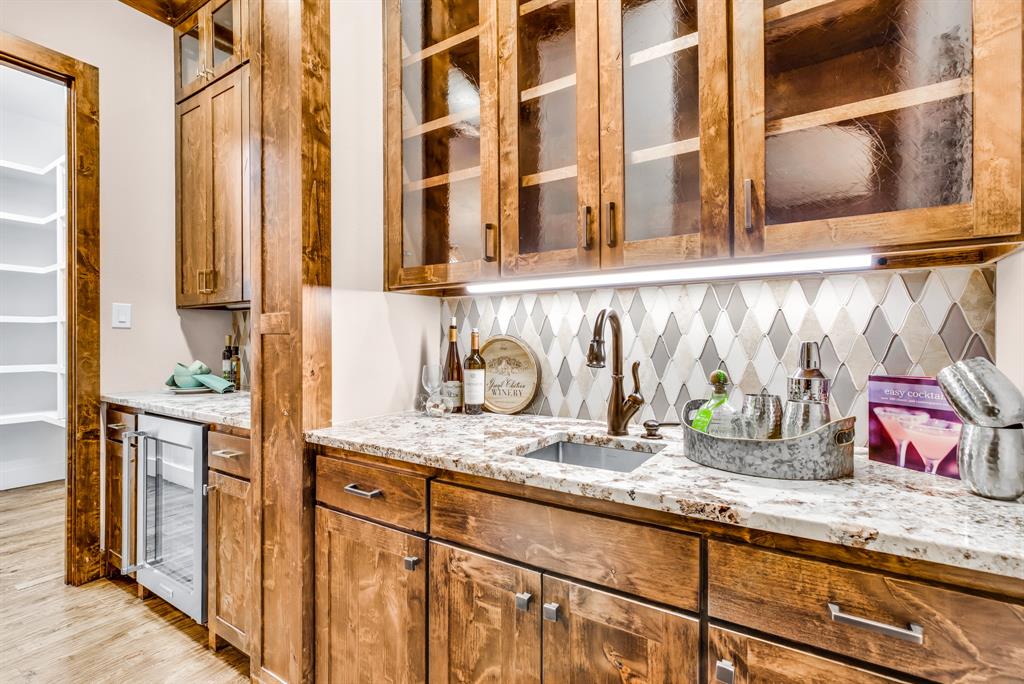 Hollyn Three Add - Residential