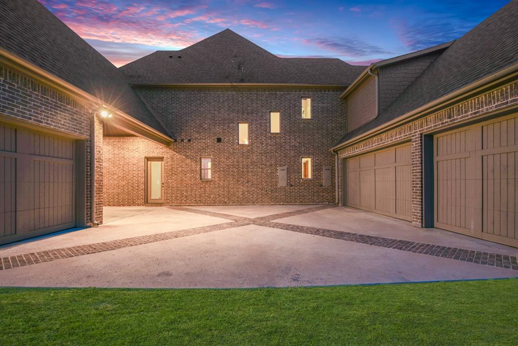 Hollyn Three Add - Residential