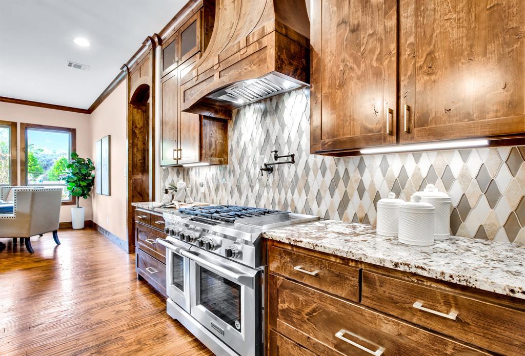 Hollyn Three Add - Residential