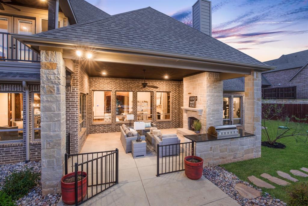 Hollyn Three Add - Residential