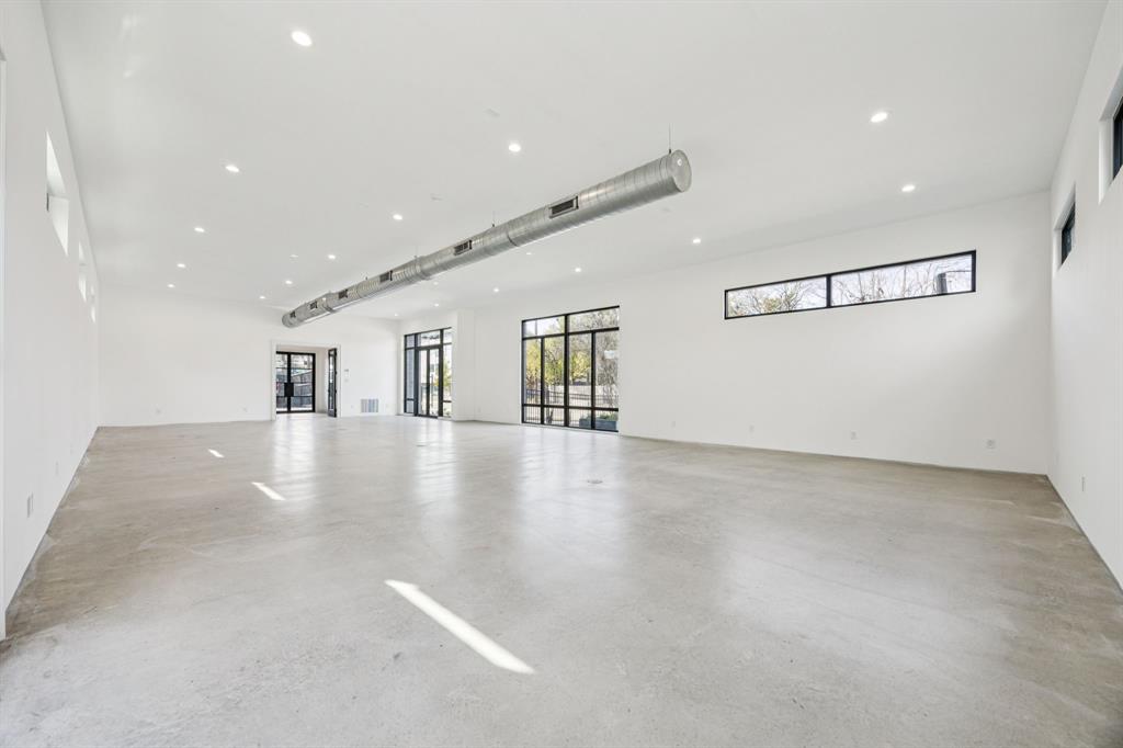 Dallas Land and Loan 03 - Commercial Sale