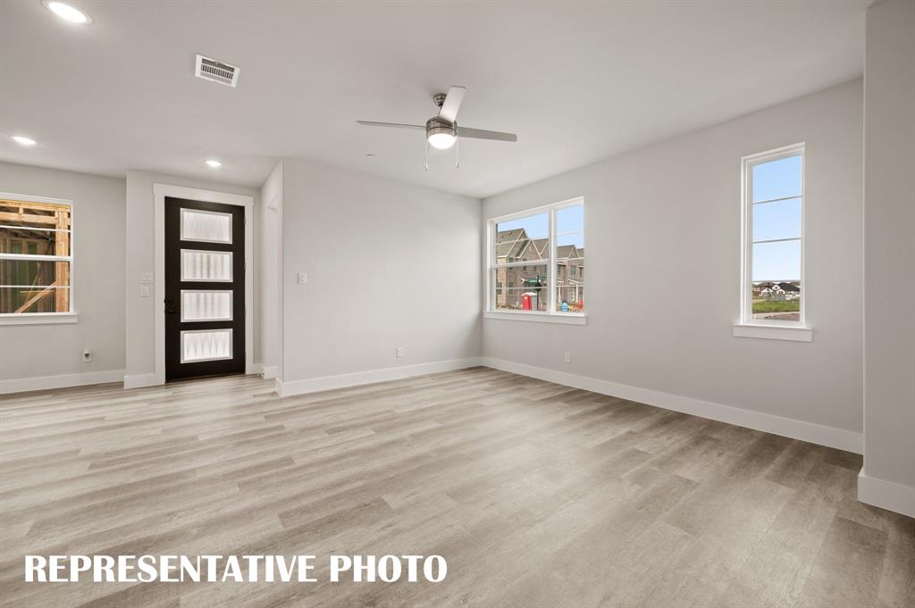 4501 Lamplights Drive