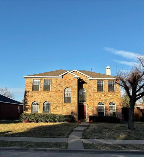 Photo of 829 John Peter Way, Mesquite, TX 75149 (MLS # 21157107)