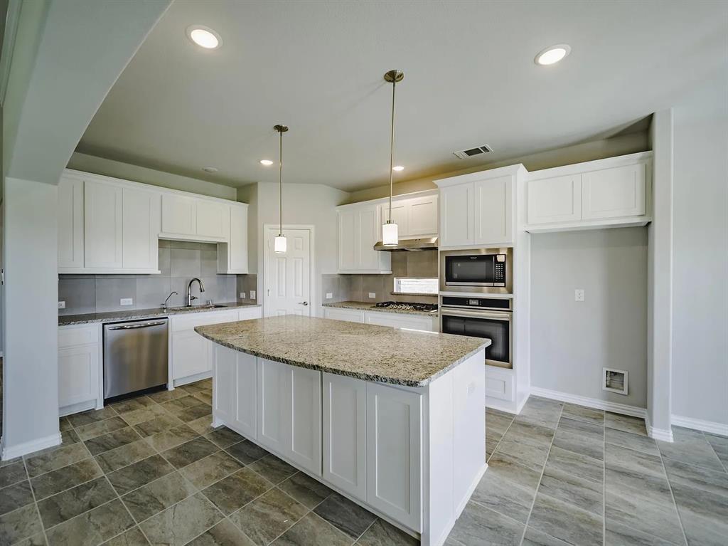 Homestead At Ownsby Farms Ph 2, The - Residential Lease