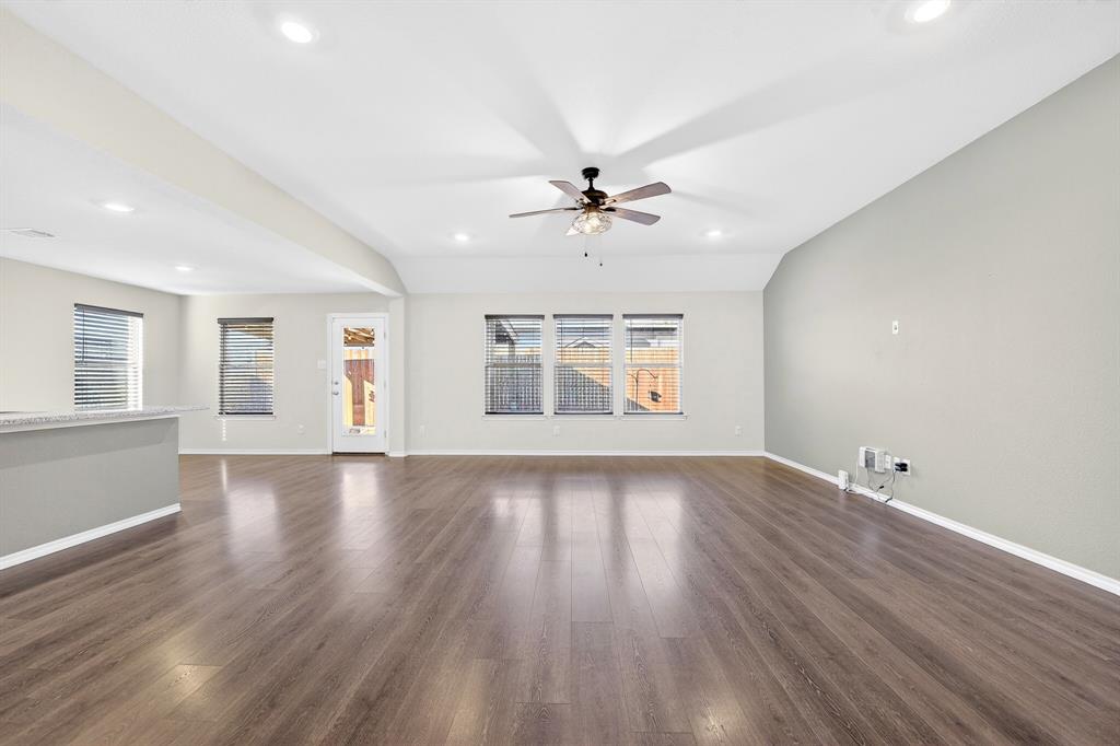 Camden Park, Ph 3 - Residential Lease