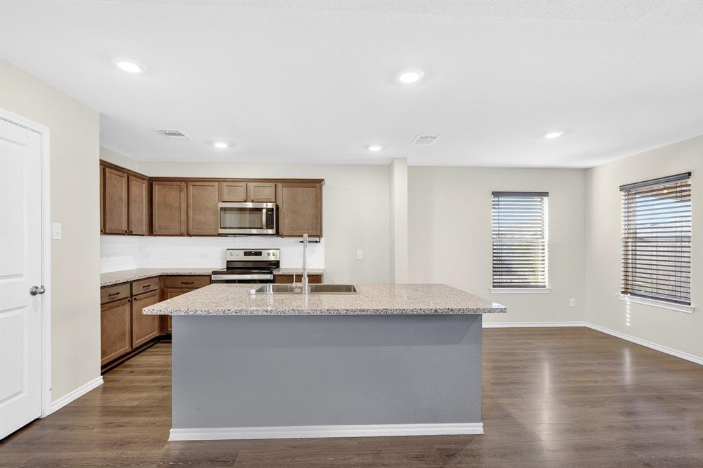 Camden Park, Ph 3 - Residential Lease