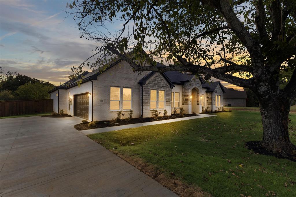 3300 Paradise Lane